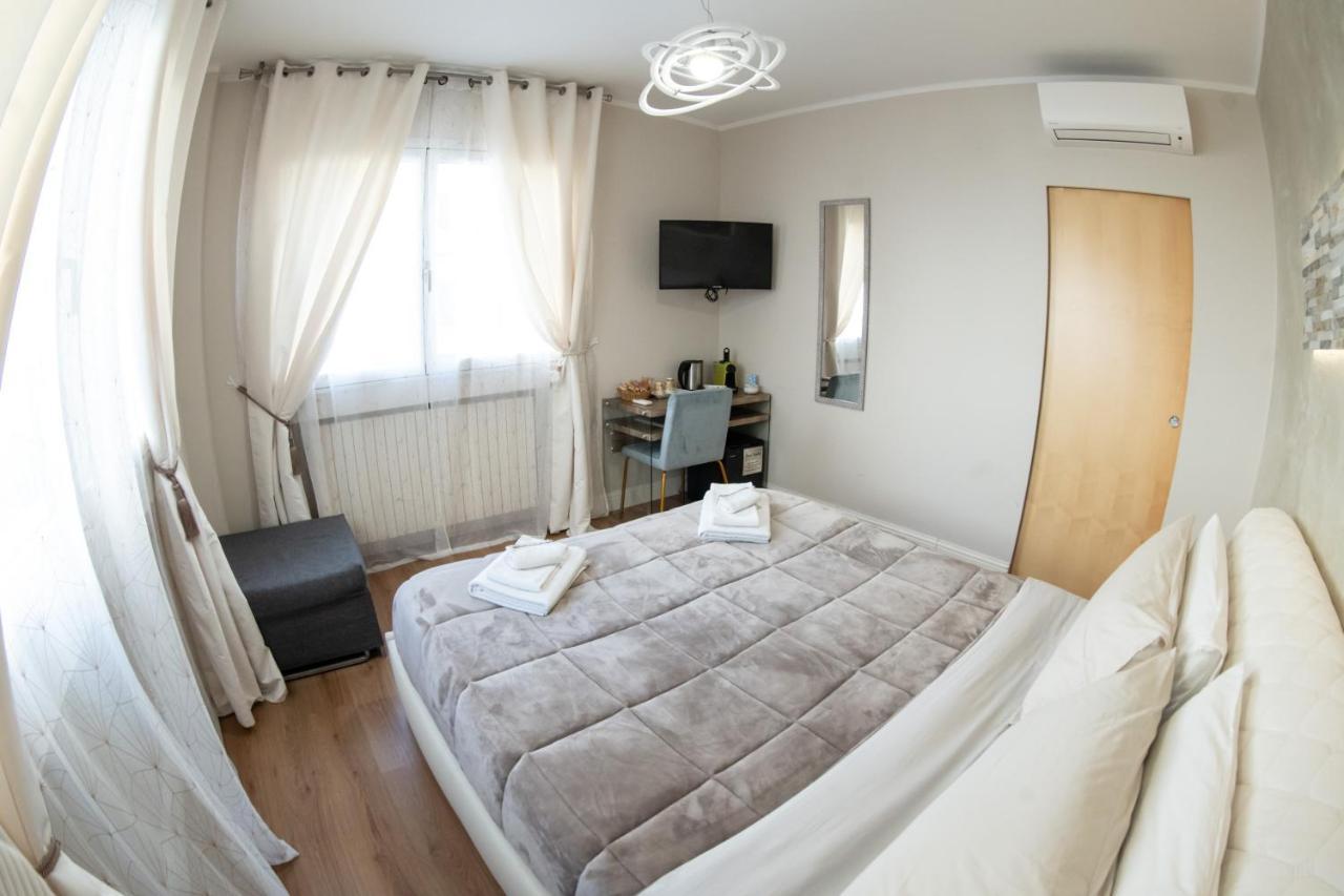 La Residenza Isabella Hotel Milan Luaran gambar